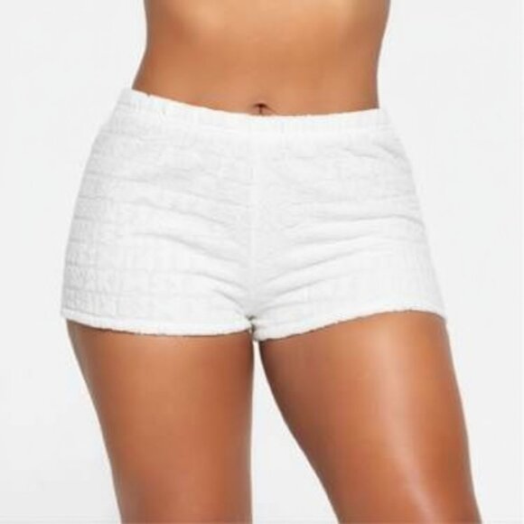 SKIMS Pants - SKIMS Terry Lounge Shorts 4X White